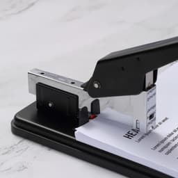 Stapler Heavy Duty Comix 100Sh Black B3115 - Image 3